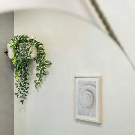 Sunlit & Fresh - Center By Rems Apartment *